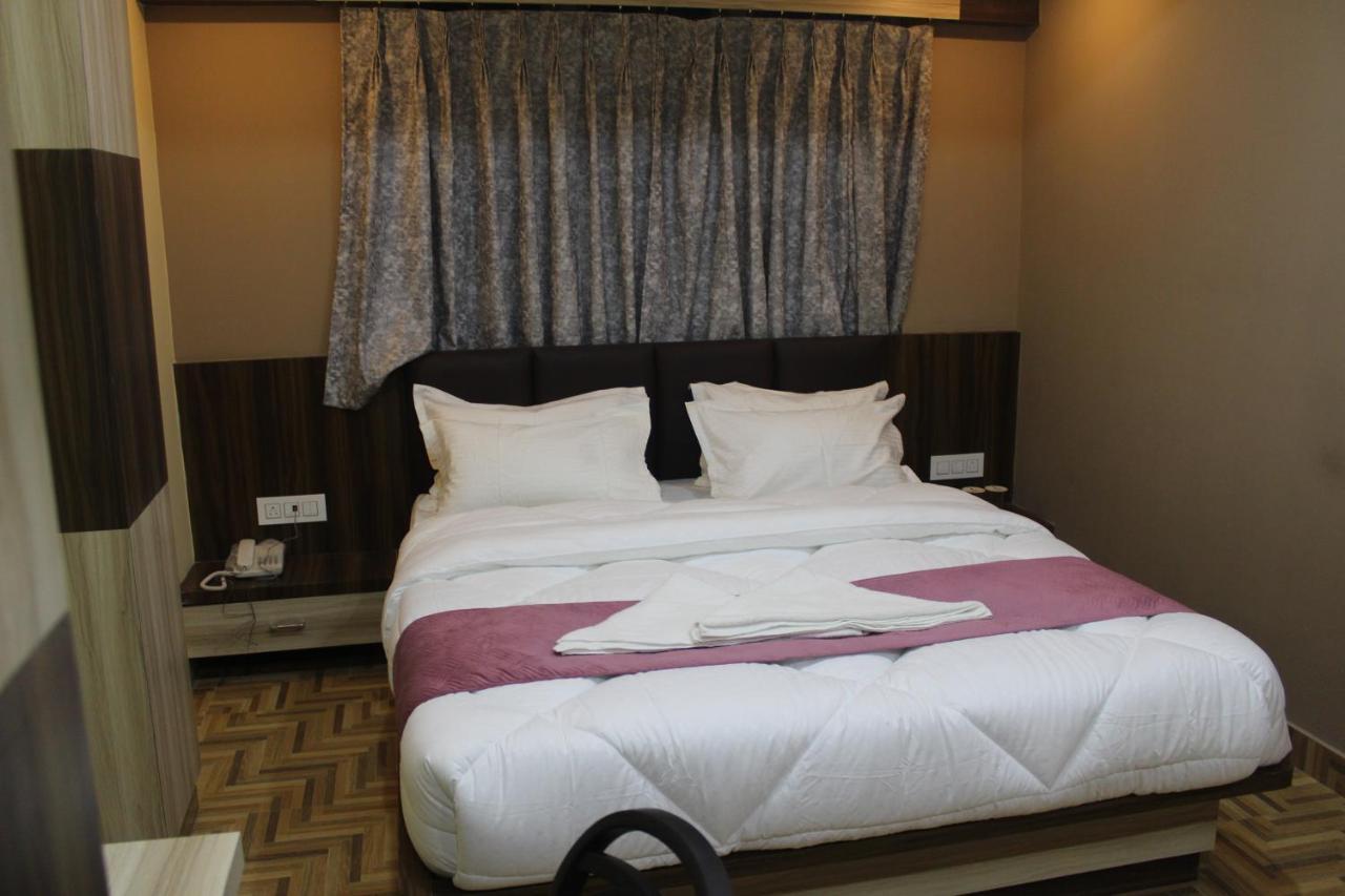 Hotel Oak Namchi Εξωτερικό φωτογραφία